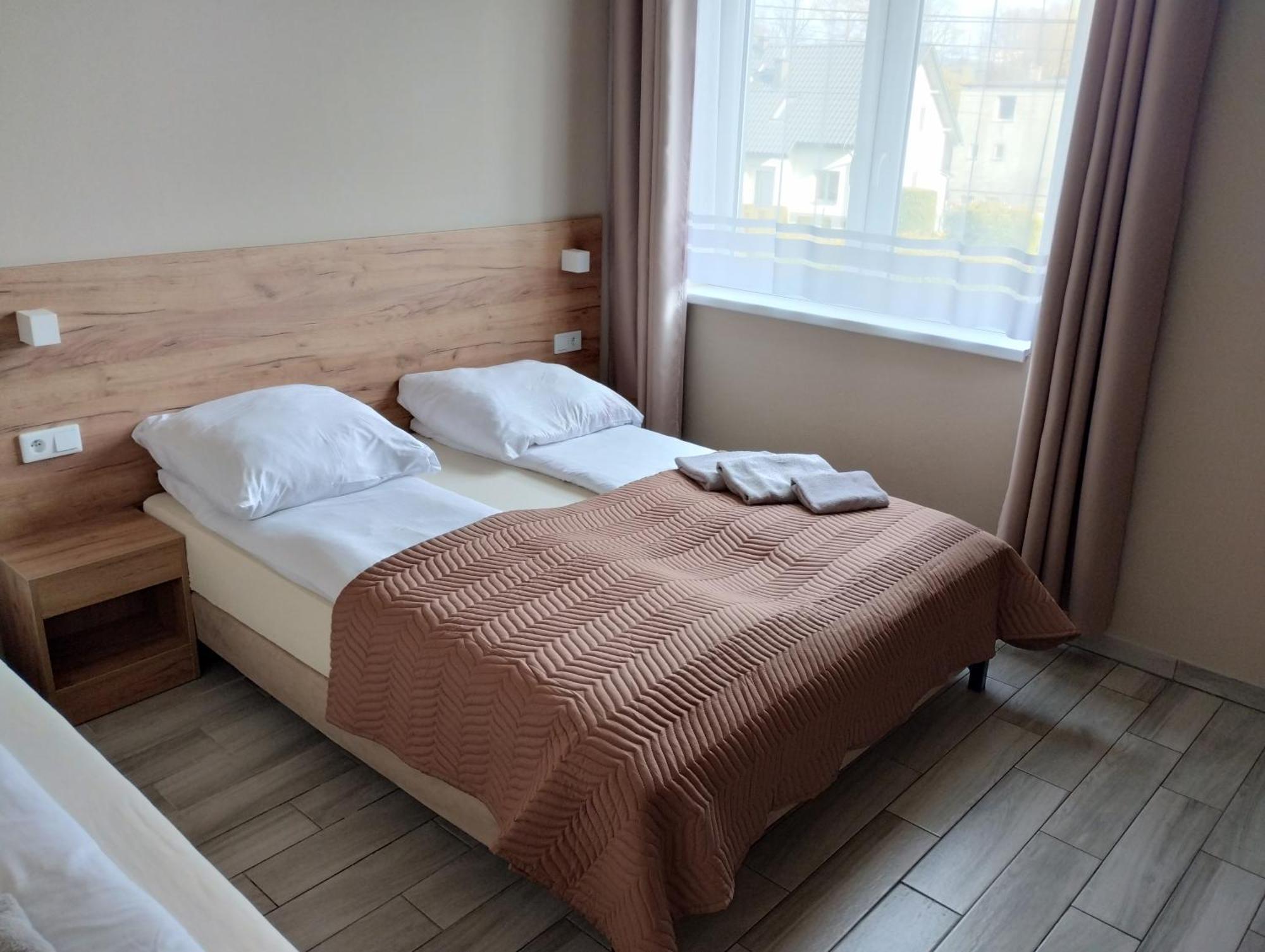 Good Night Noclegi & Strefa Z Sauna I Jacuzzi Ogolnodostepna Lub Na Wylacznosc 체호비체-지에지체 외부 사진
