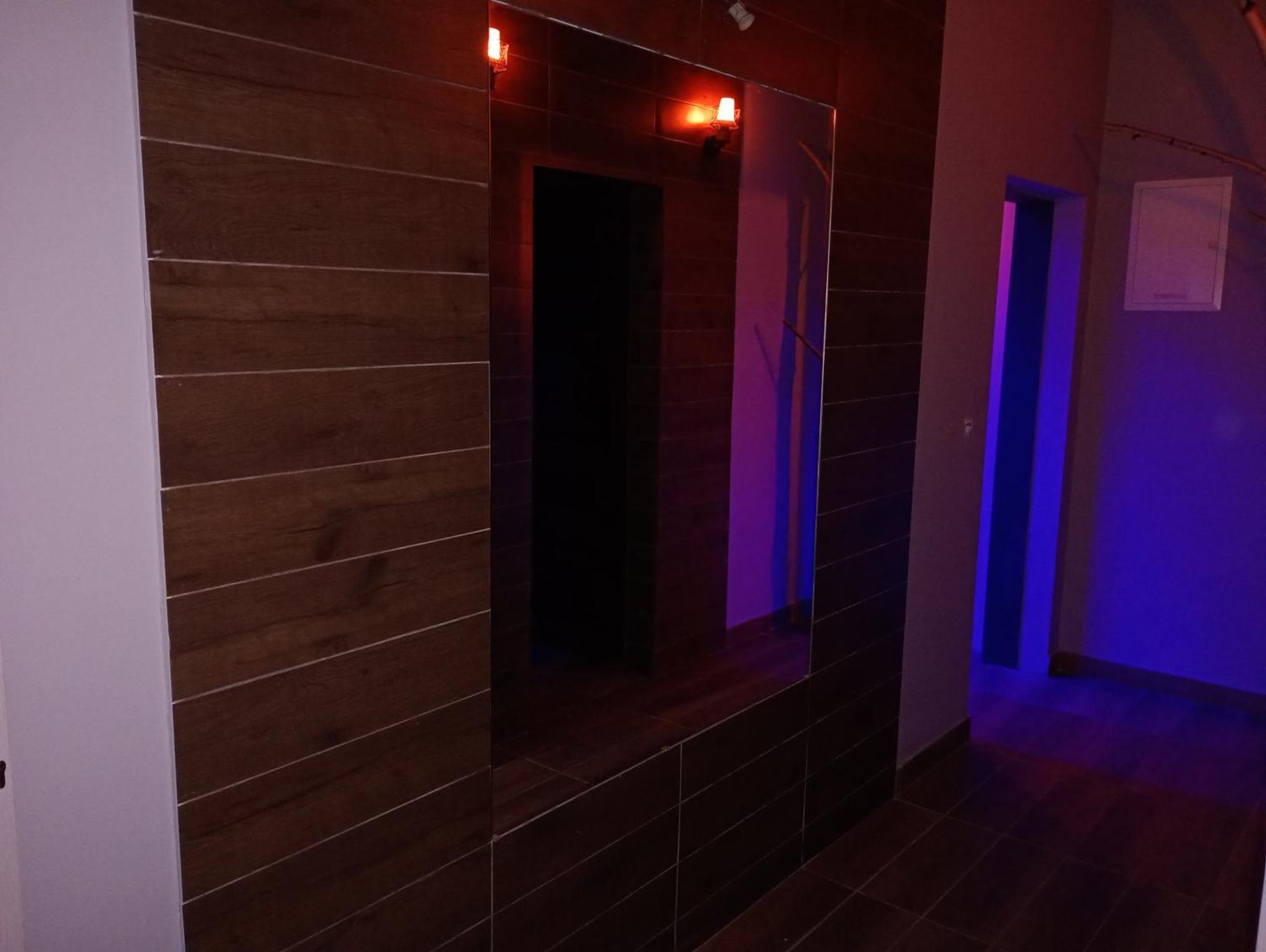 Good Night Noclegi & Strefa Z Sauna I Jacuzzi Ogolnodostepna Lub Na Wylacznosc 체호비체-지에지체 외부 사진
